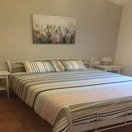 別荘 Holiday Home Montaigu-De-Quercy Lake *