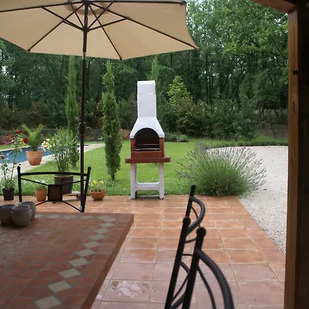 Holiday Home Montaigu-De-Quercy Lake 別荘 *