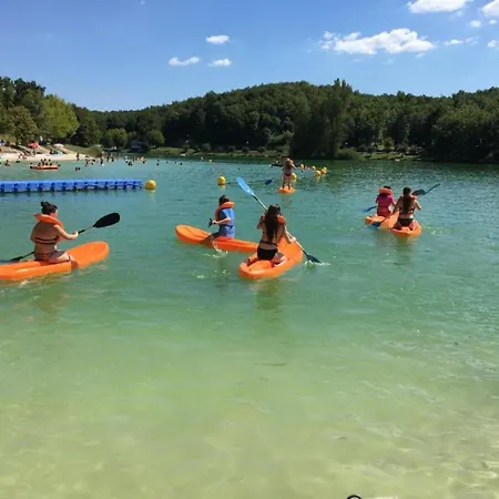 Holiday Home Montaigu-De-Quercy Lake *