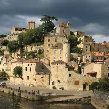 別荘 Holiday Home Montaigu-De-Quercy Lake *
